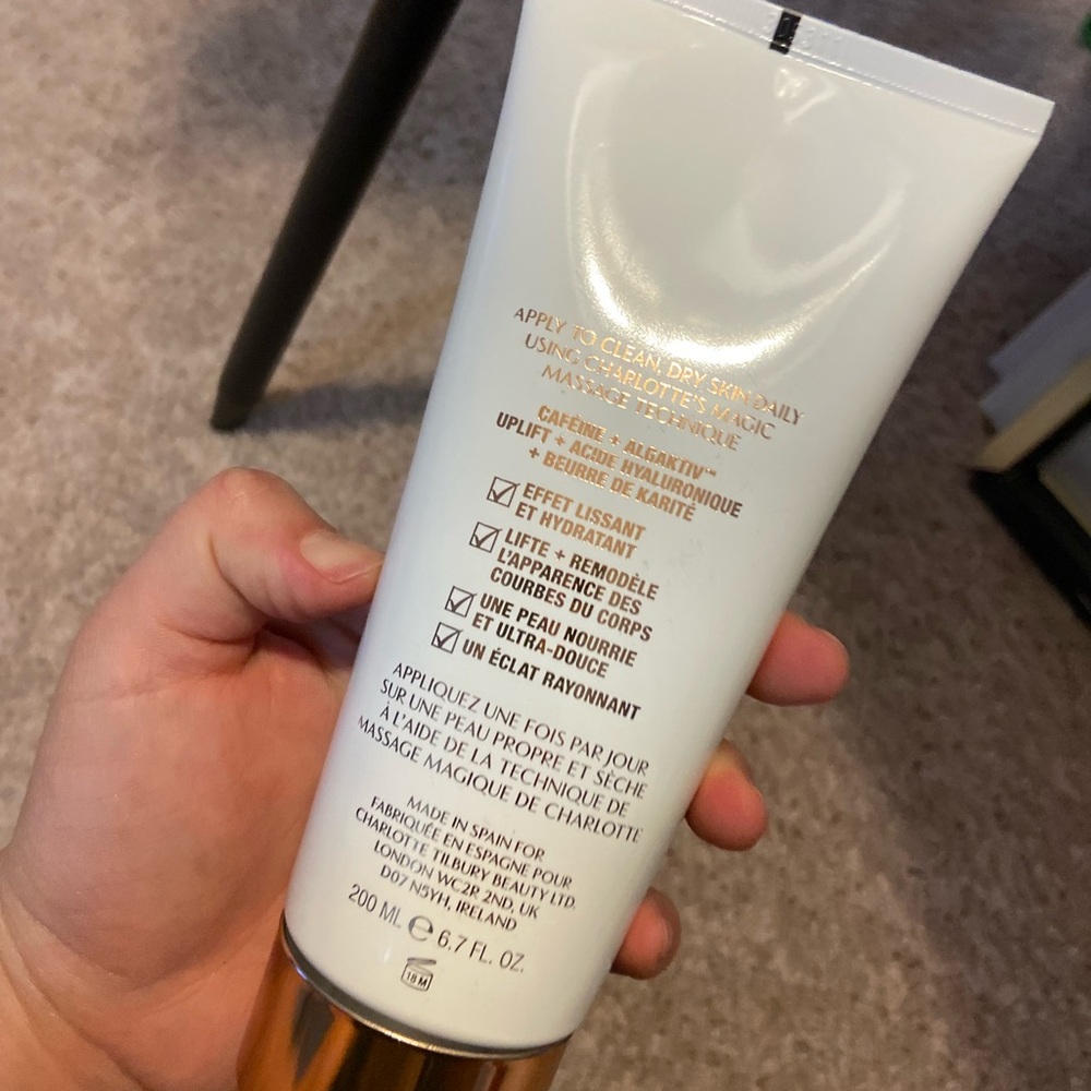 Charlotte the Tilbury Magic body cream - Picture 7 of 16